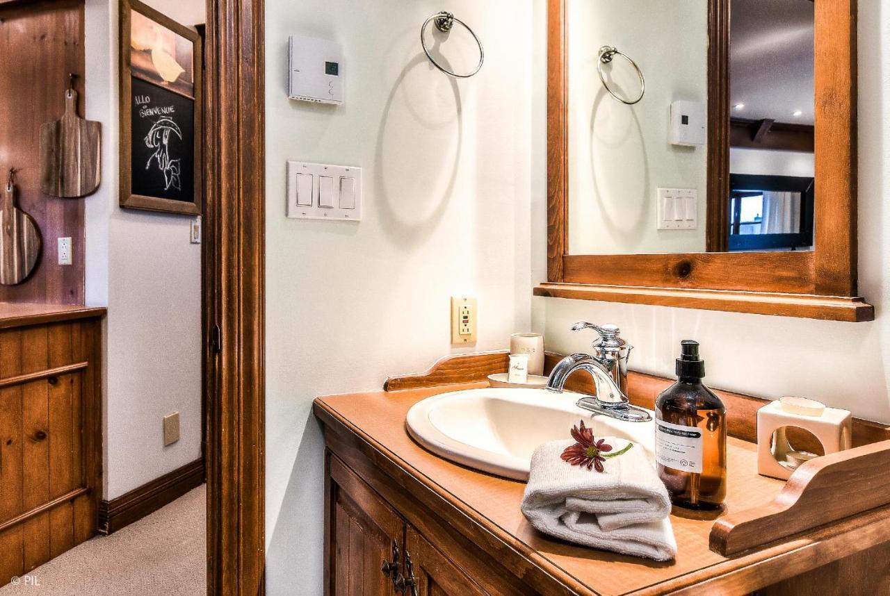 Le Plateau Ski Inout W 3Bdrs W Pool Access Mont-Tremblant Zewnętrze zdjęcie